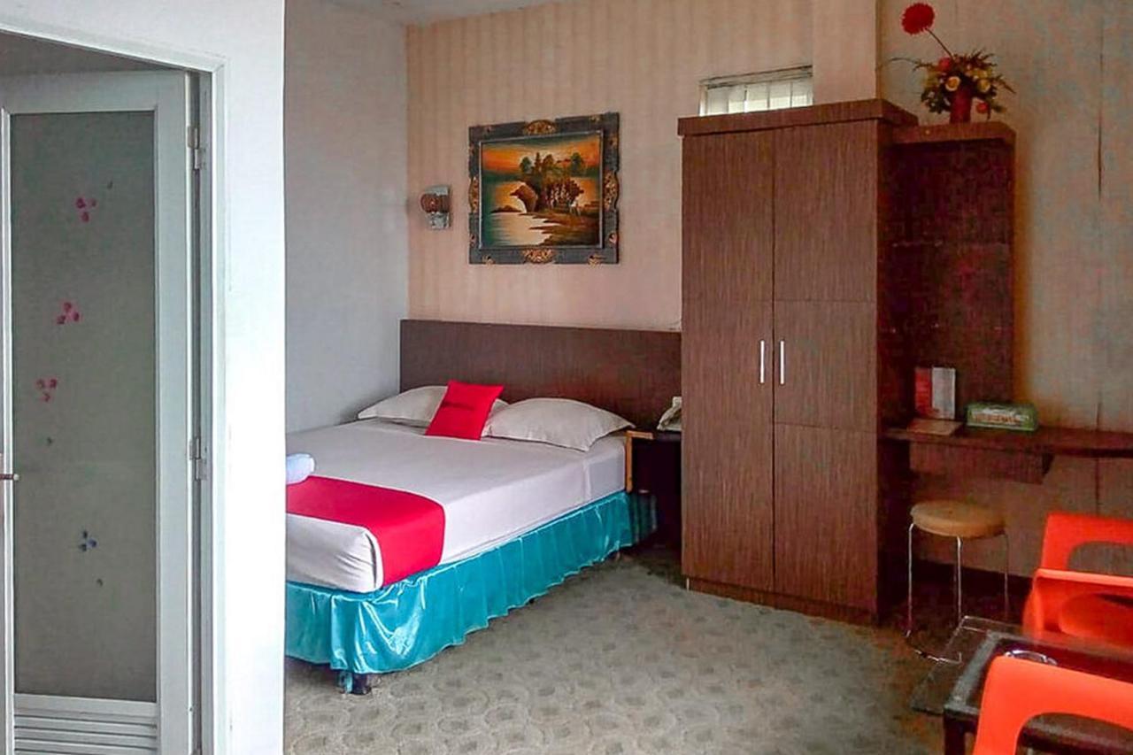 Ocean View Redpartner Hotel Makassar