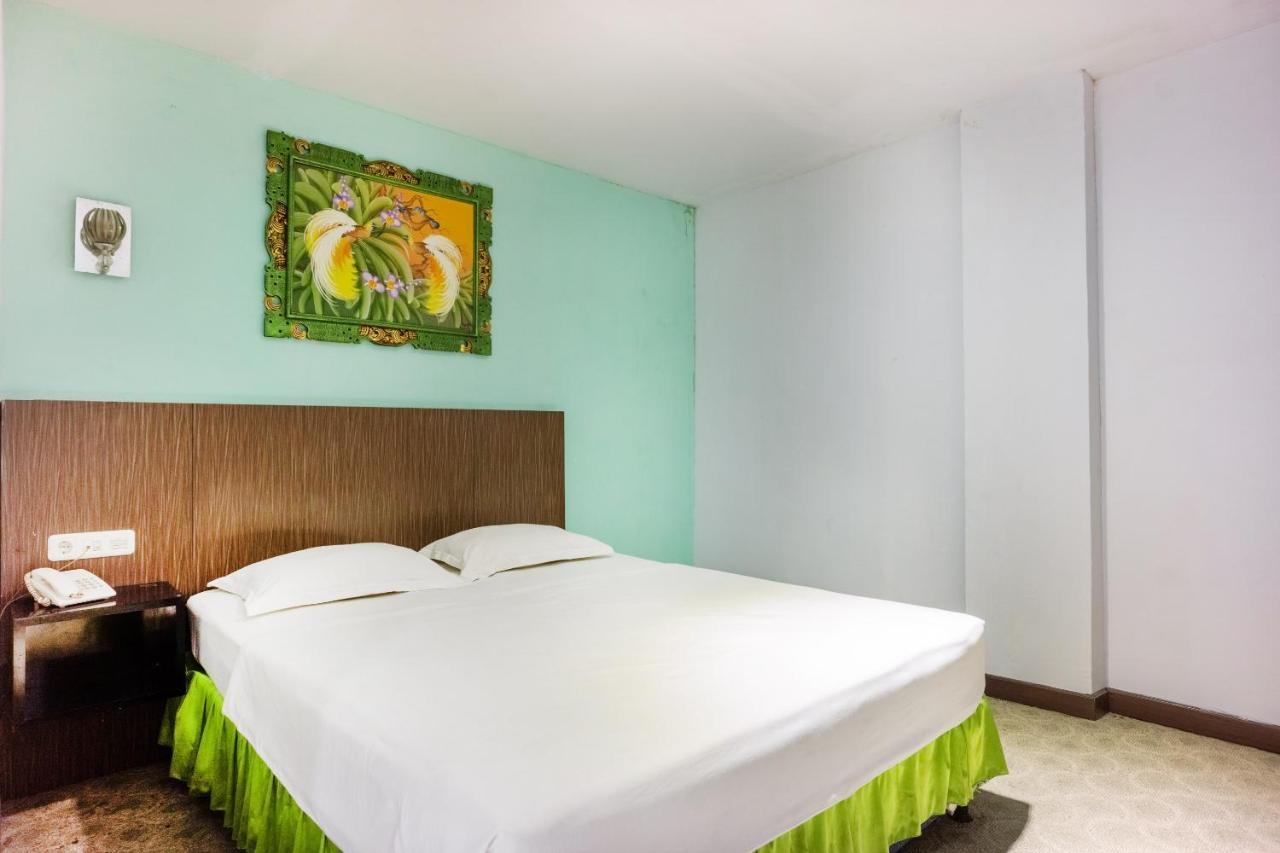 Ocean View Redpartner Hotel Makassar