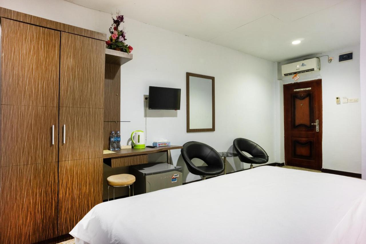 Ocean View Redpartner Hotel Makassar